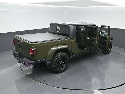 Used 2023 Jeep Gladiator Sport AWD/4WD image 24