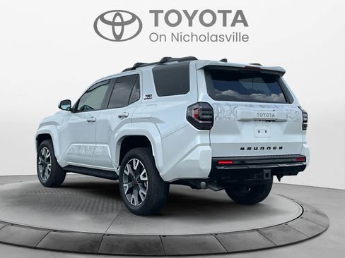 Used 2025 Toyota 4Runner TRD Sport Premium AWD/4WD image 3