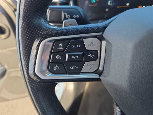 Used 2025 Ford Mustang GT Premium image 19