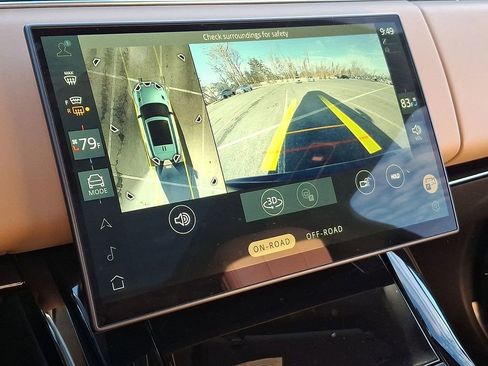 Used 2025 Land Rover Range Rover Sport SE image 21