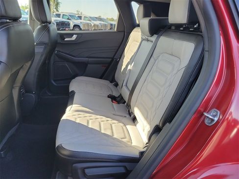 Used 2023 Ford Escape Platinum w/ Premium Technology Package image 25