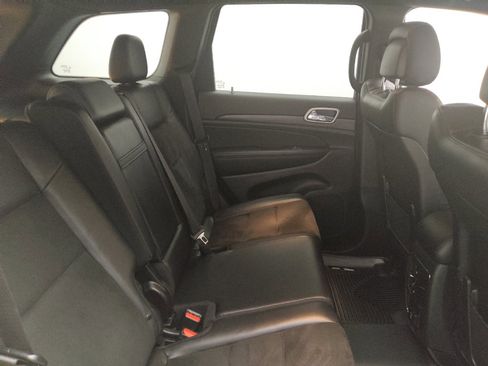 Used 2022 Jeep Grand Cherokee Laredo X image 19