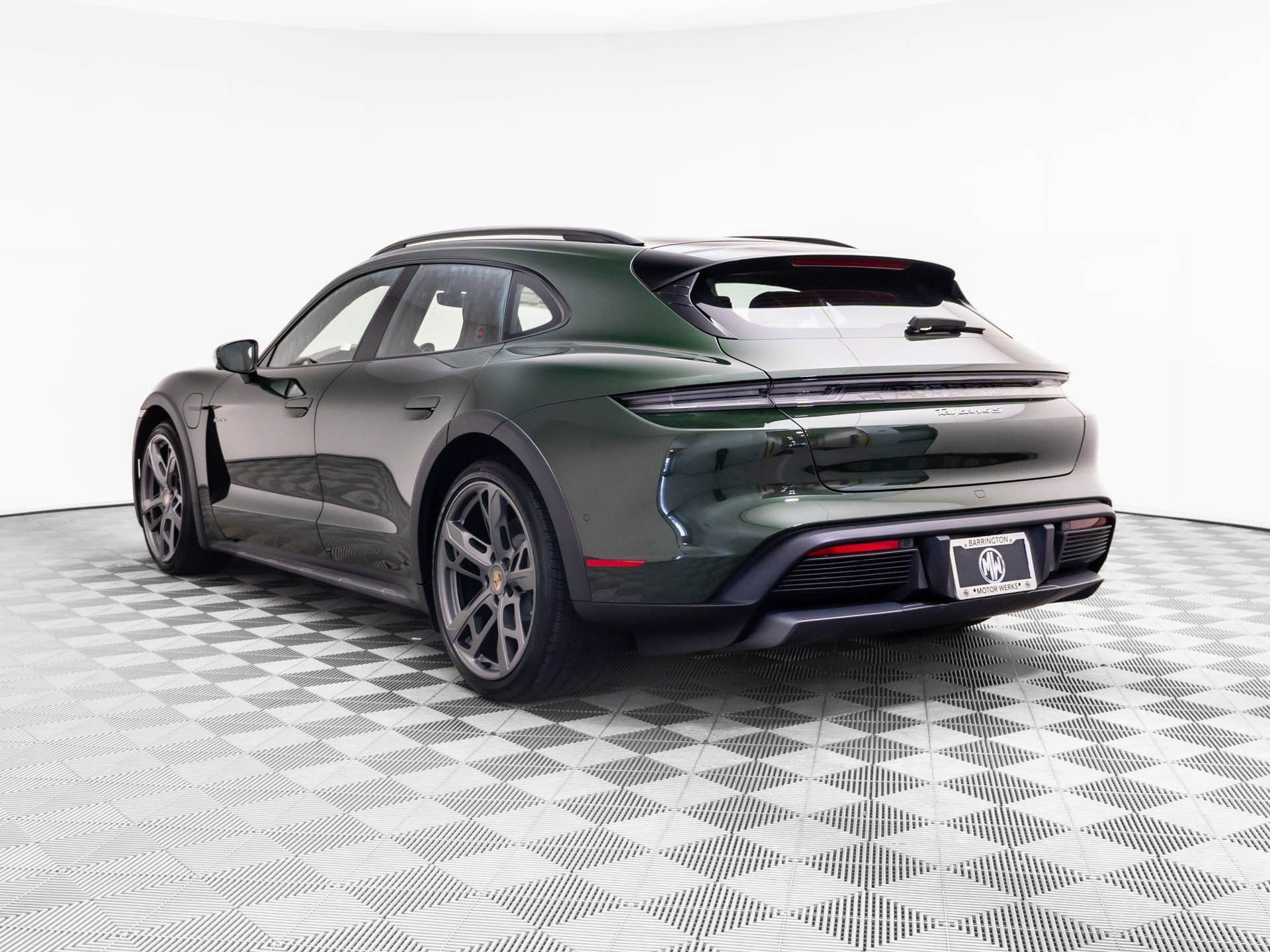 New 2026 Porsche Taycan 4S AWD/4WD image 3