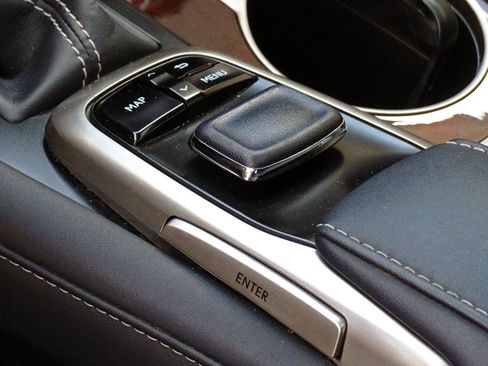Used 2019 Lexus RX 450h AWD w/ Navigation Package image 19