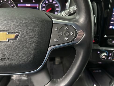 Used 2021 Chevrolet Traverse Premier w/ Redline Edition image 17
