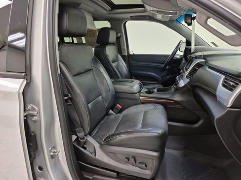 Used 2019 GMC Yukon XL SLT w/ Open Road Package image 29