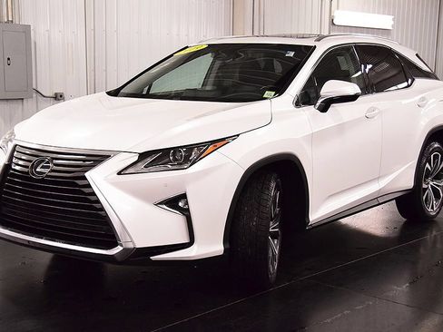 Used 2019 Lexus RX 350 AWD w/ Navigation Package image 3