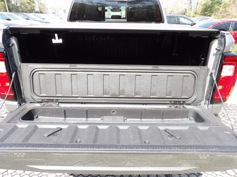 Used 2024 GMC Canyon AT4X AWD/4WD image 27