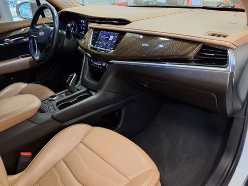 Used 2020 Cadillac XT6 Premium Luxury w/ Platinum Package image 9