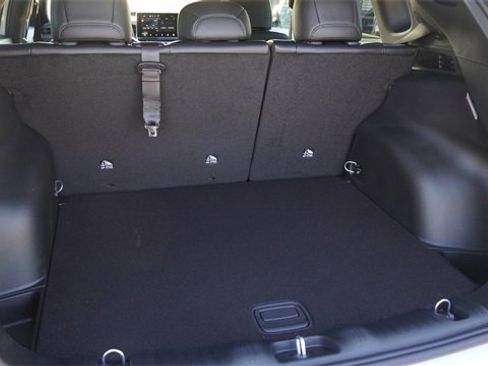 New 2026 Jeep Compass Latitude image 14