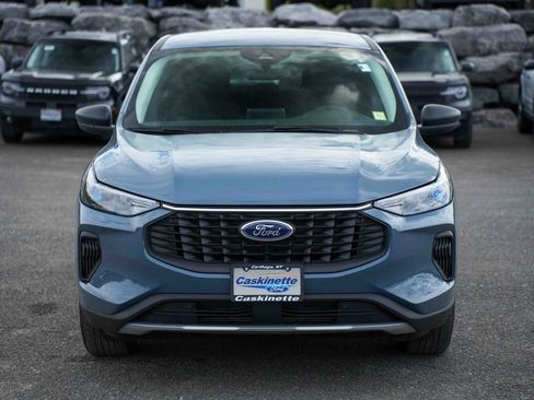 Used 2023 Ford Escape Active AWD/4WD image 2