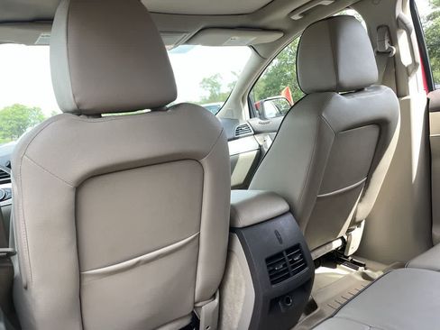 Used 2013 Lincoln MKX AWD image 20