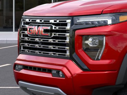 New 2026 GMC Canyon Denali AWD/4WD image 13