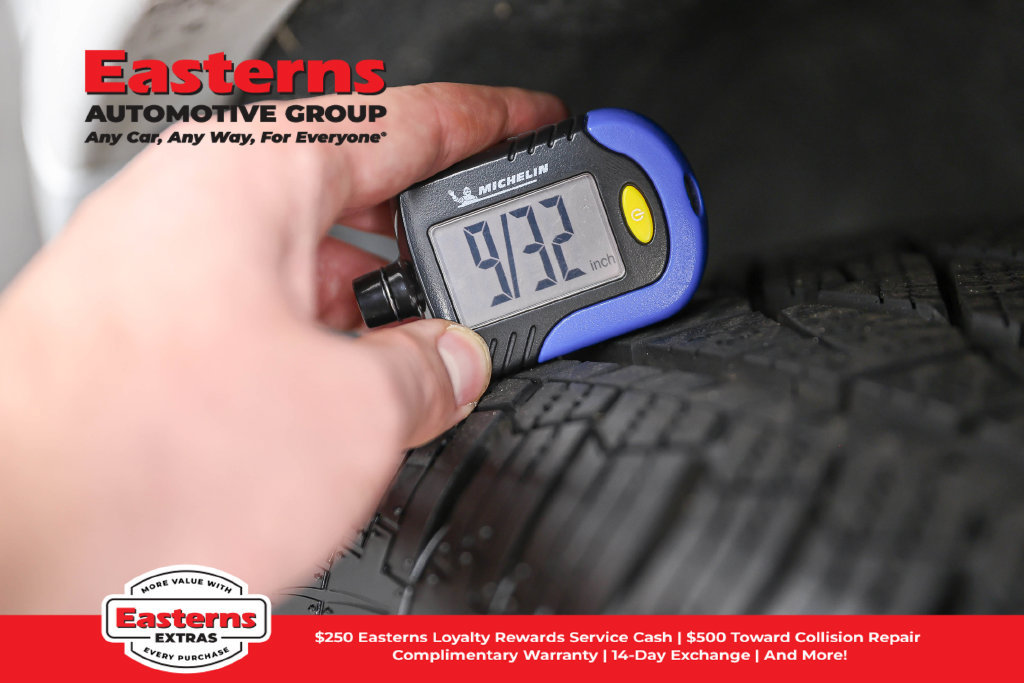 Used 2024 Dodge Durango GT RWD image 29