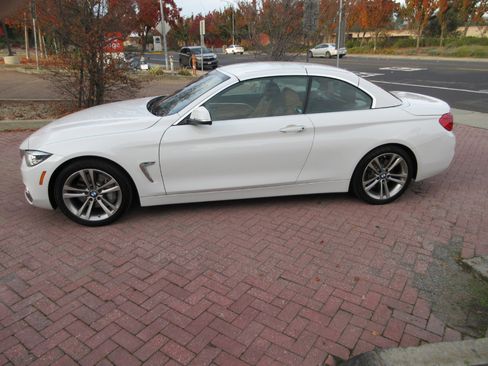 Used 2019 BMW 440i Convertible w/ Convenience Package image 1