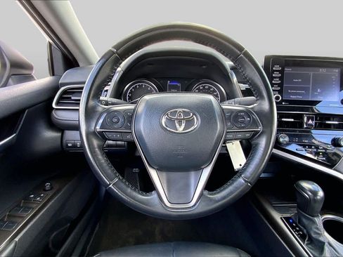 Used 2024 Toyota Camry SE FWD image 6