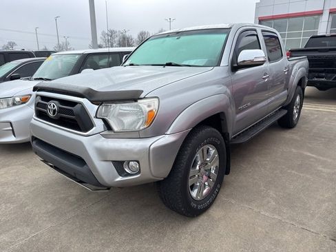 Used 2014 Toyota Tacoma 4x4 Double Cab image 1