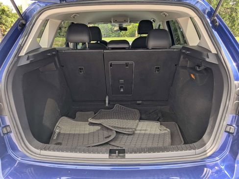 Used 2022 Volkswagen Taos SE FWD image 15