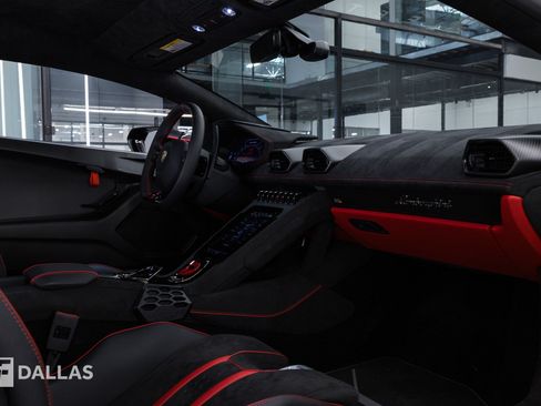 Used 2023 Lamborghini Huracan Tecnica RWD image 37