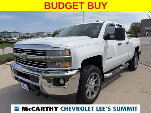 Used 2015 Chevrolet Silverado 2500 LT w/ LT Convenience Package AWD/4WD image 4
