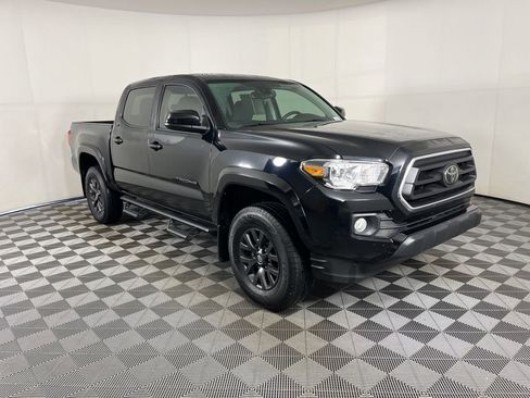 Used 2022 Toyota Tacoma SR5 image 15