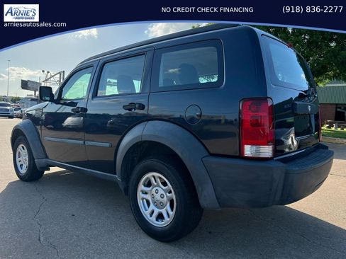 Used 2008 Dodge Nitro SXT RWD image 4