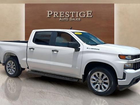 Used 2019 Chevrolet Silverado 1500 Custom w/ Custom Convenience Package RWD image 31