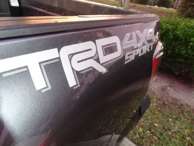 Used 2022 Toyota Tacoma TRD Sport w/ Black Out Package (TMS) AWD/4WD image 7