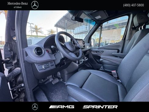 New 2025 Mercedes-Benz Sprinter 2500 image 15