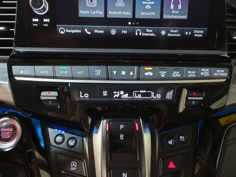 Certified 2025 Honda Odyssey Elite image 17