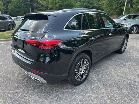 Used 2026 Mercedes-Benz GLC 300 4MATIC image 5