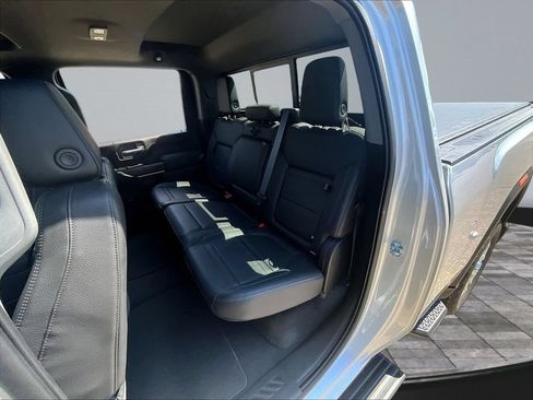 Used 2022 GMC Sierra 3500 Denali w/ Denali Ultimate Package AWD/4WD image 25