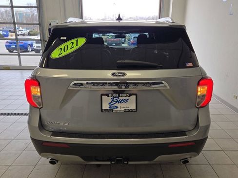 Used 2021 Ford Explorer Limited w/ Equipment Group 301A image 12