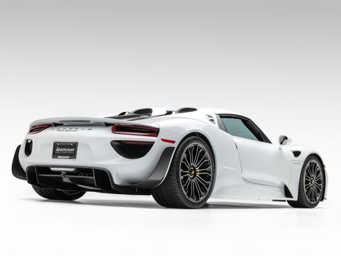 Used 2015 Porsche 918 Spyder AWD/4WD image 10