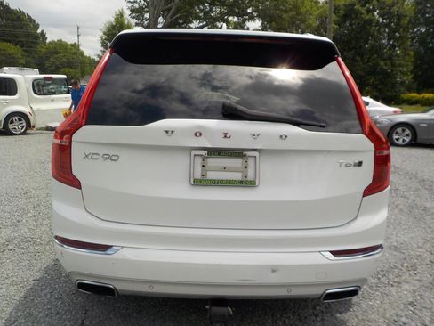 Used 2018 Volvo XC90 T6 Inscription w/ Convenience Package AWD/4WD image 4
