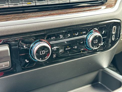 New 2026 GMC Sierra 1500 Elevation w/ Preferred Package image 14