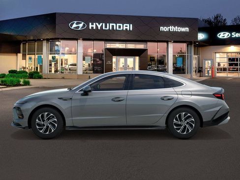 New 2026 Hyundai Sonata Blue FWD image 3
