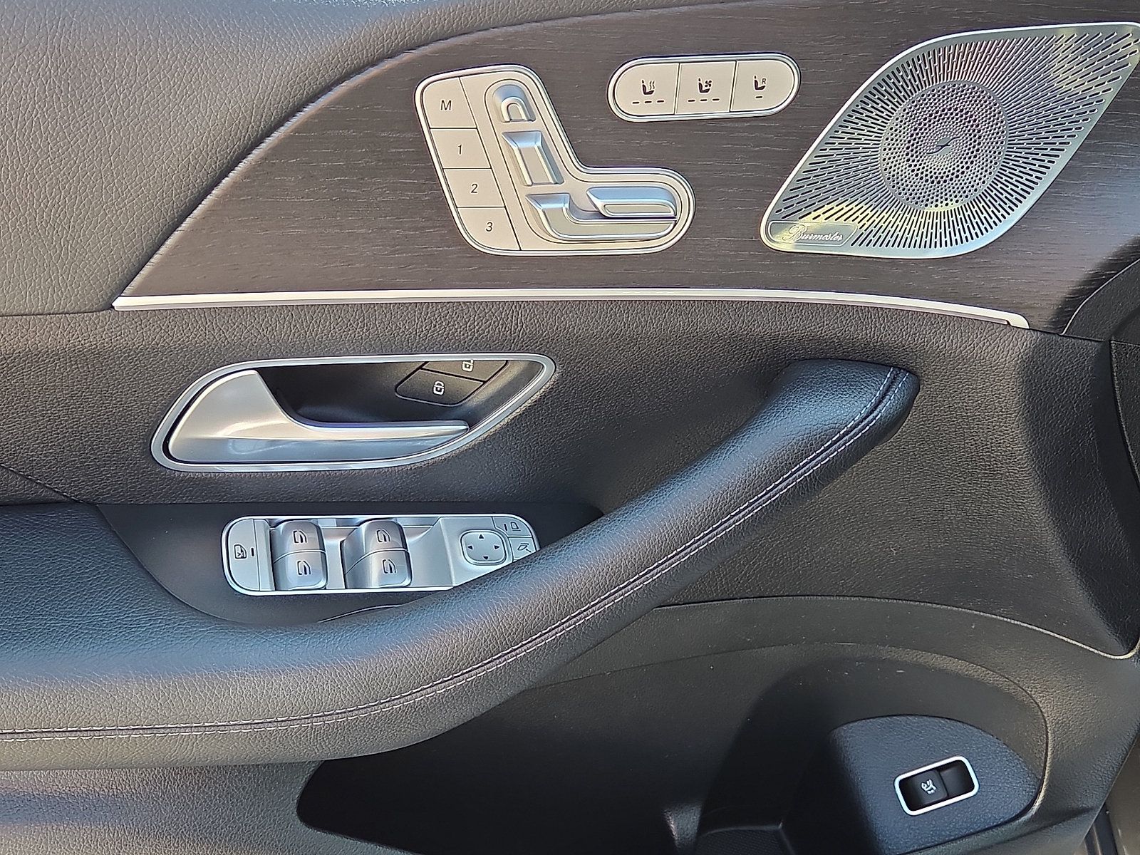 Used 2024 Mercedes-Benz GLE 450 4MATIC image 13