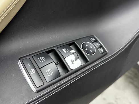 Used 2016 Tesla Model S 75D image 11