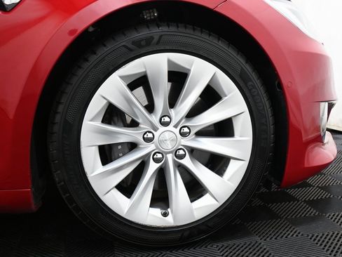 Used 2017 Tesla Model S 90D image 34