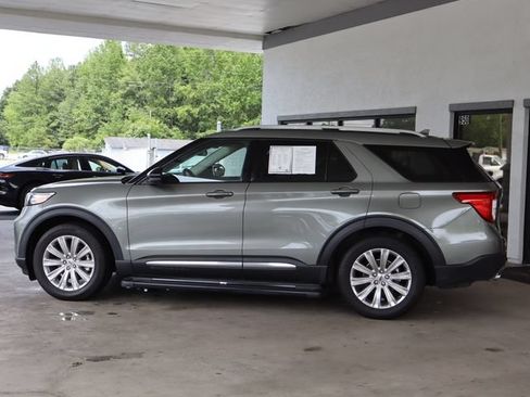 Used 2020 Ford Explorer Limited RWD image 4