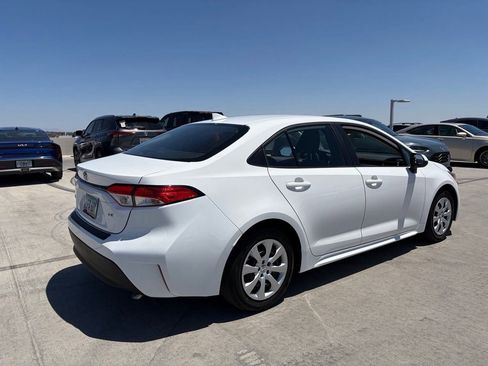 Used 2024 Toyota Corolla LE FWD image 3