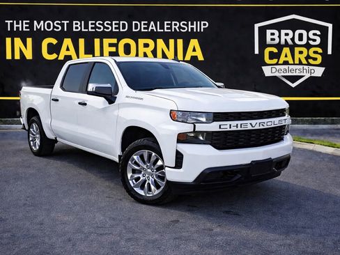 Used 2022 Chevrolet Silverado 1500 Custom image 1
