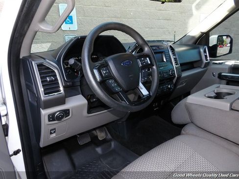 Used 2015 Ford F150 XLT AWD/4WD image 12