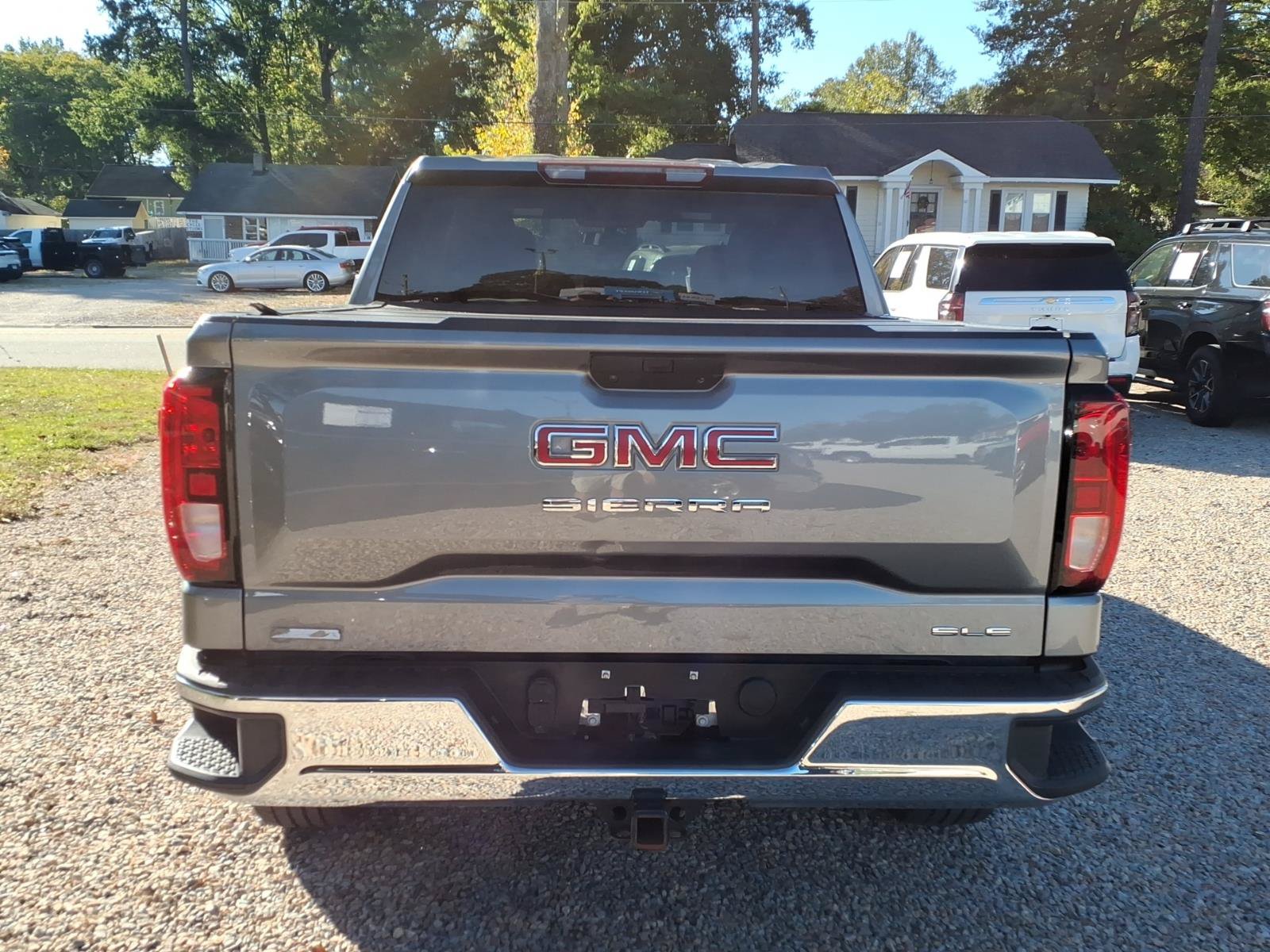 Used 2020 GMC Sierra 1500 SLE w/ SLE Value Package AWD/4WD image 6