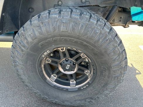 Used 2020 Jeep Wrangler Unlimited Rubicon AWD/4WD image 8