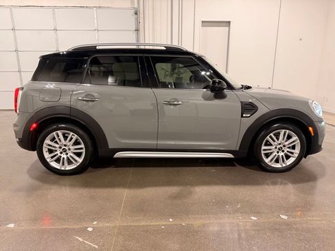 Used 2017 MINI Cooper Countryman FWD image 4