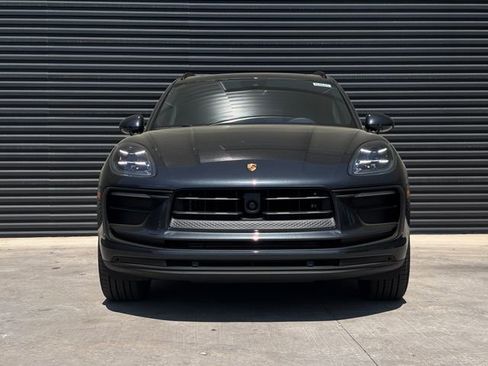 New 2026 Porsche Macan image 10