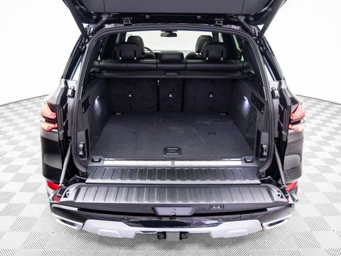 New 2026 BMW X5 xDrive50e w/ Executive Package image 32