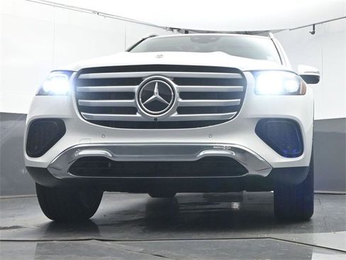 New 2026 Mercedes-Benz GLS 450 4MATIC image 36
